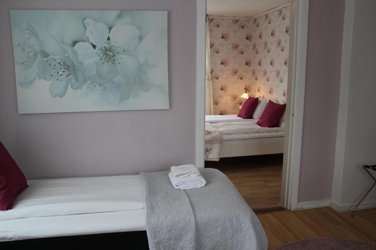 Hotel Pensionat Granparken Norrtälje Esterno foto
