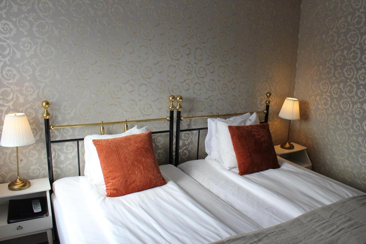 Hotel Pensionat Granparken Norrtälje Esterno foto