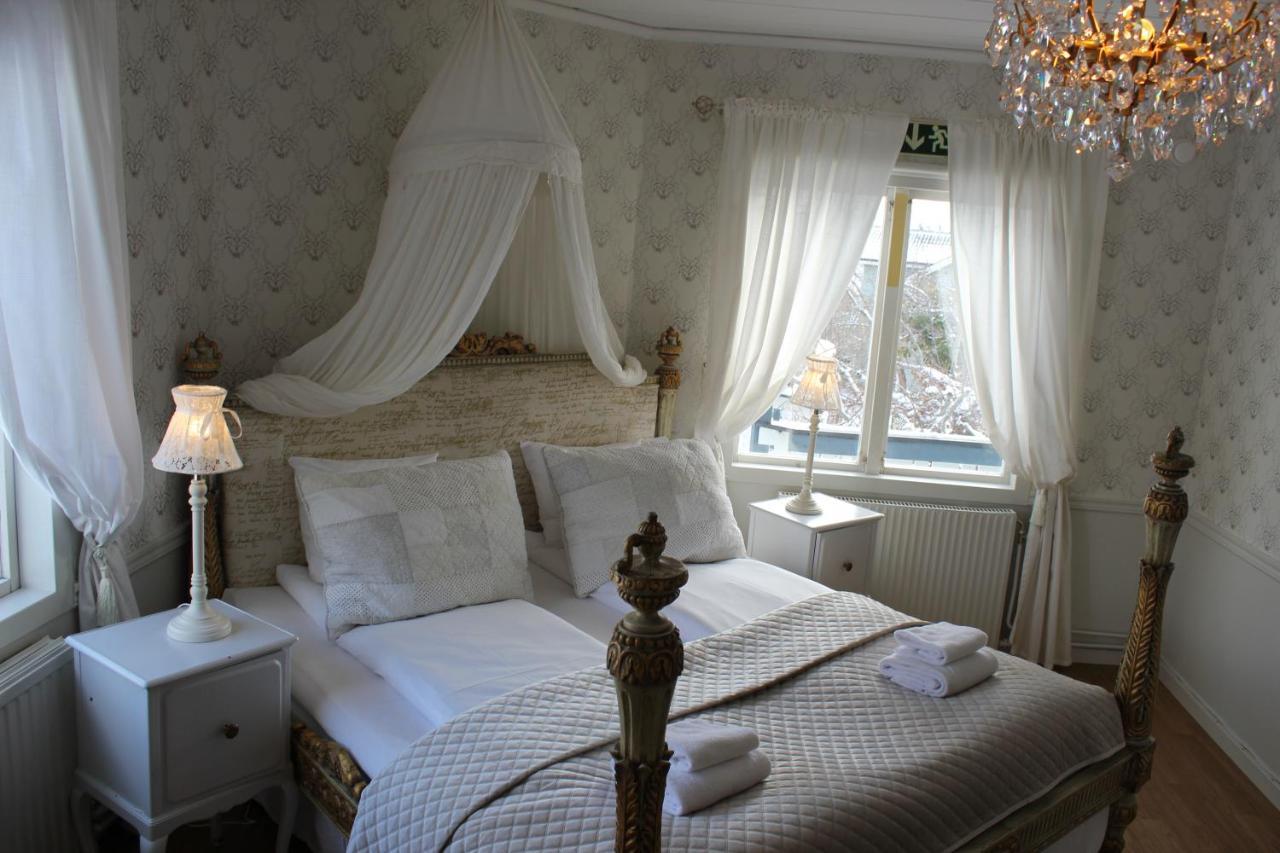 Hotel Pensionat Granparken Norrtälje Esterno foto
