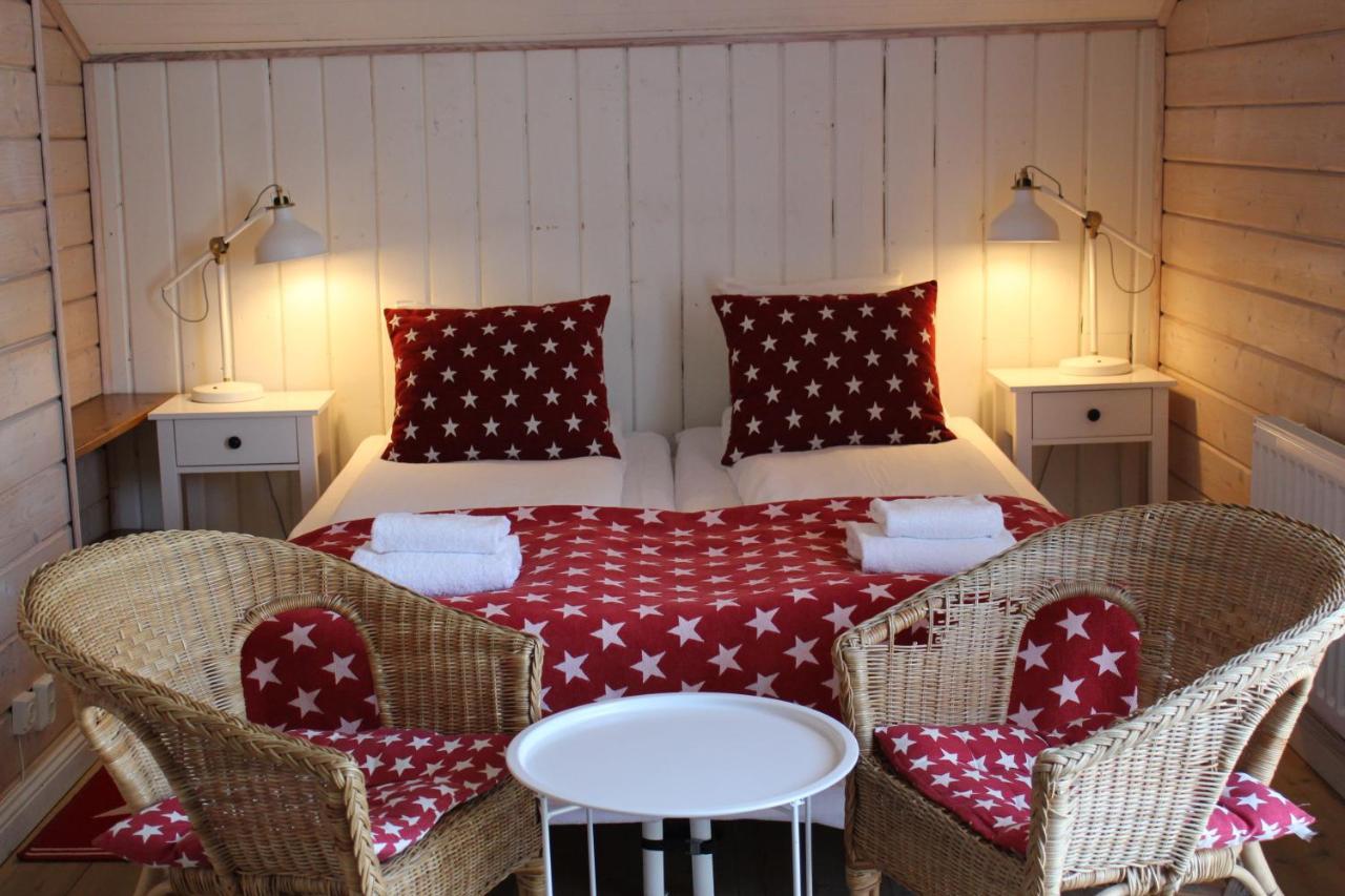 Hotel Pensionat Granparken Norrtälje Esterno foto