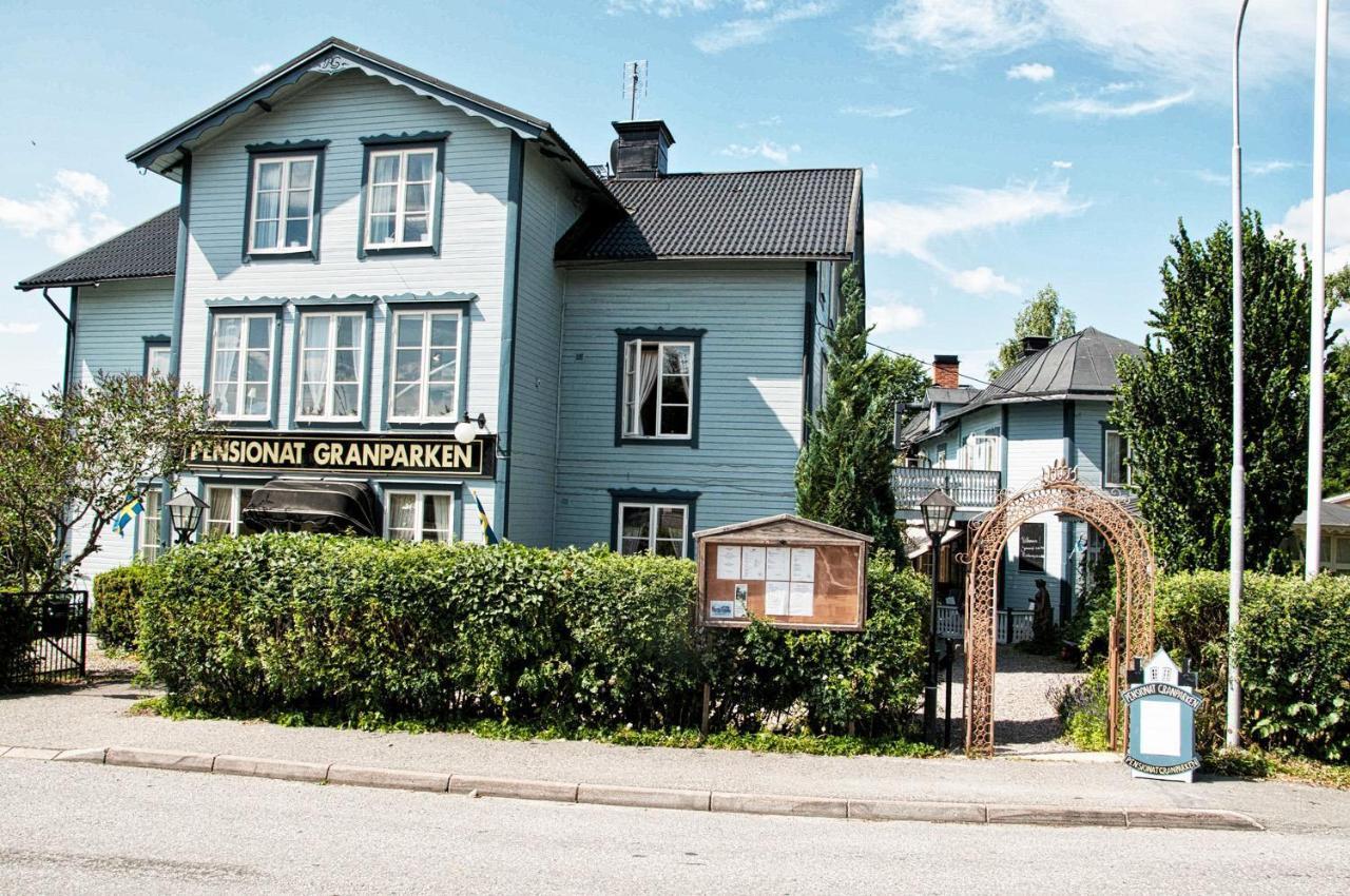 Hotel Pensionat Granparken Norrtälje Esterno foto
