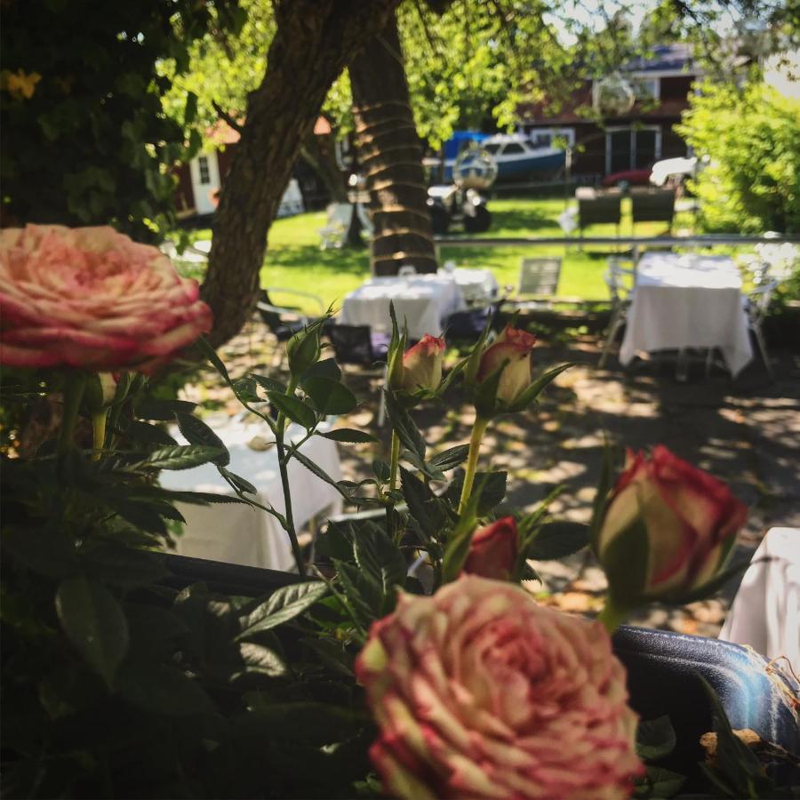Hotel Pensionat Granparken Norrtälje Esterno foto