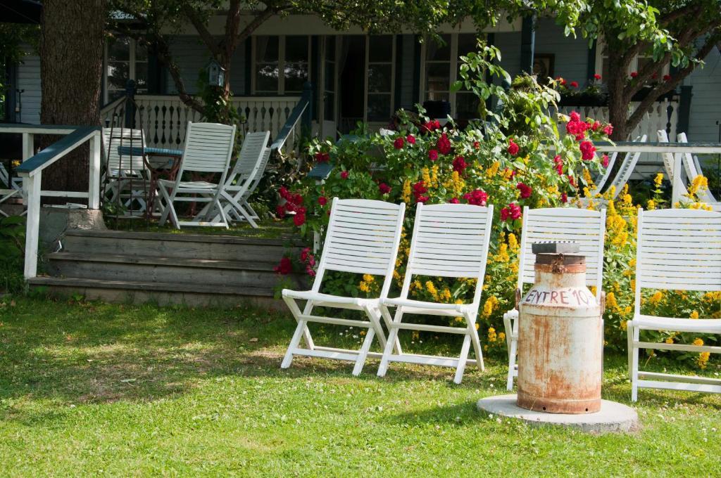 Hotel Pensionat Granparken Norrtälje Esterno foto